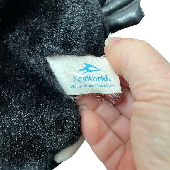 SeaWorld Plush Emperor Penguin Stuffed Animal Faux Leather Feet Realistic 11” - Picture 9 of 12
